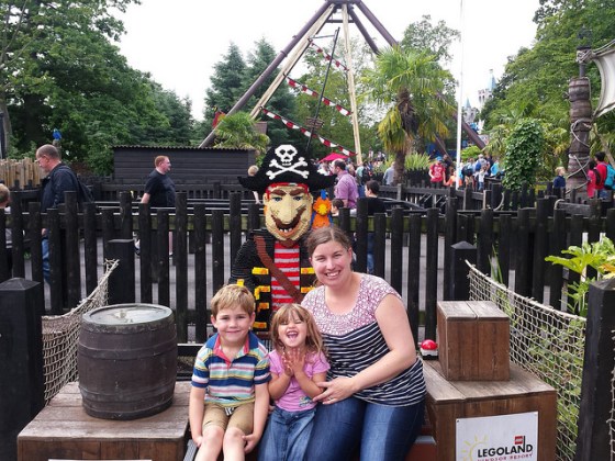 20004175915_7e04bce853_z