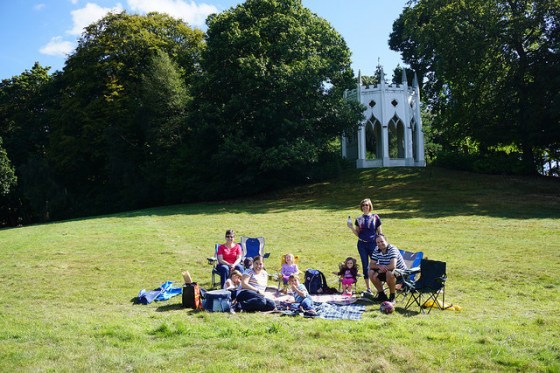 28991943054_25fb7b27b6_z