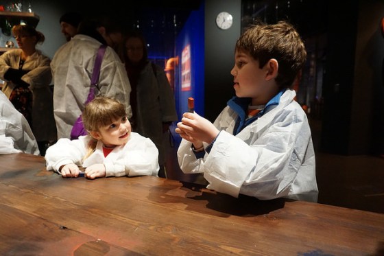 32866207565_614c6e611d_z